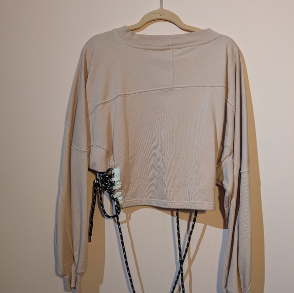 Ivy Park Sweater - Picture 2 of 3